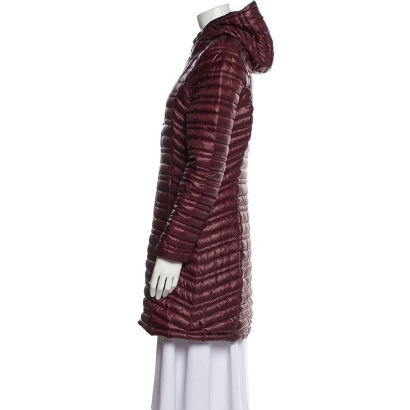 Patagonia Women’s Ultra lightweight Fiona Parka in Dark Ruby Size: S - Picture 14 of 16